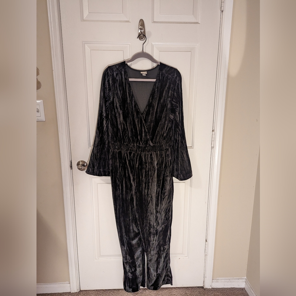NWOT A New Day Velour Bell Sleeve Jumpsuit
